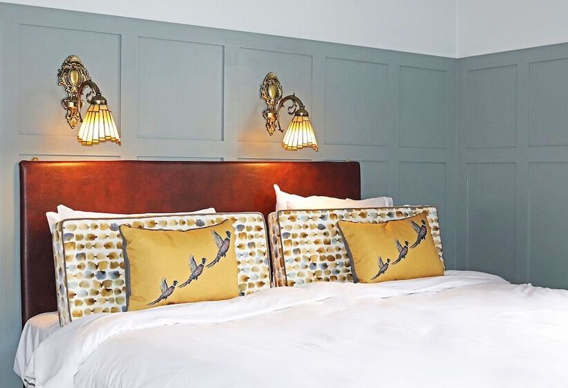 标准间, Shillingford Bridge