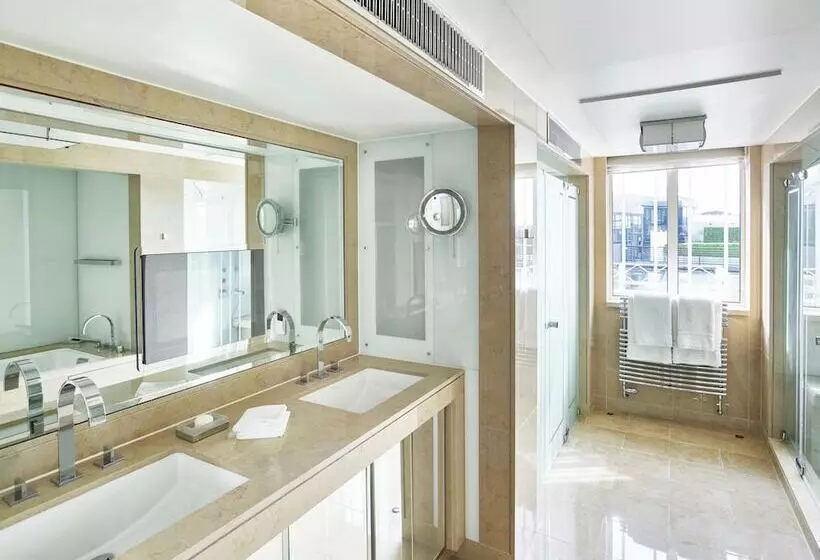 ペントハウスルーム, The Dorchester   Dorchester Collection