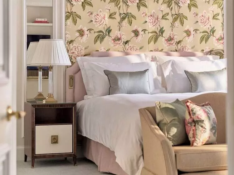 パークビューのデラックスルーム, The Dorchester   Dorchester Collection
