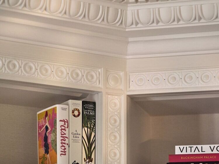 Студия Стандарт, The Dorchester   Dorchester Collection