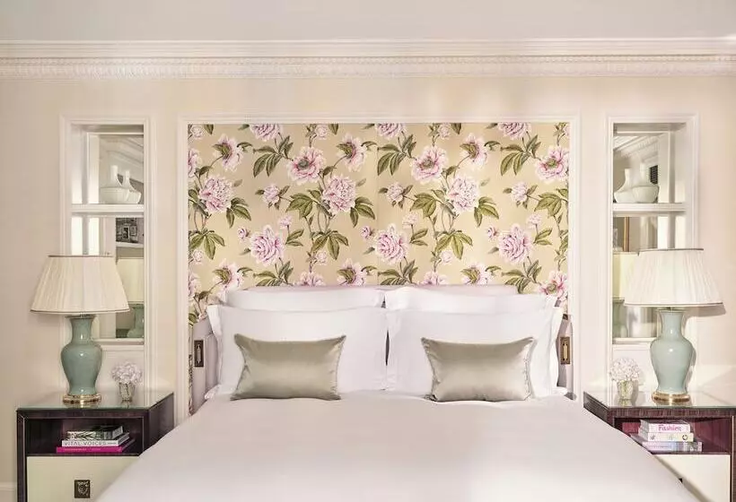 スタンダードスタジオ, The Dorchester   Dorchester Collection