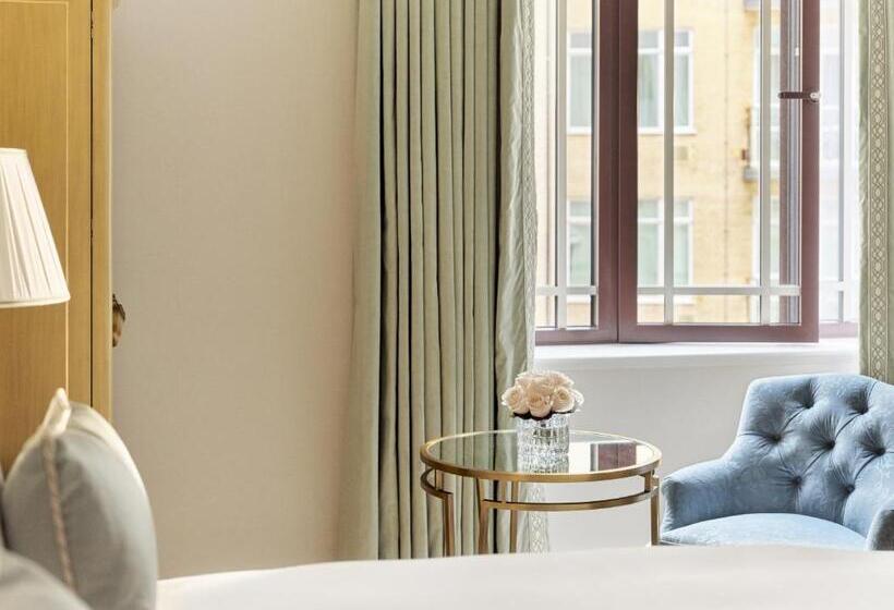 带大床的高级房间, The Dorchester   Dorchester Collection