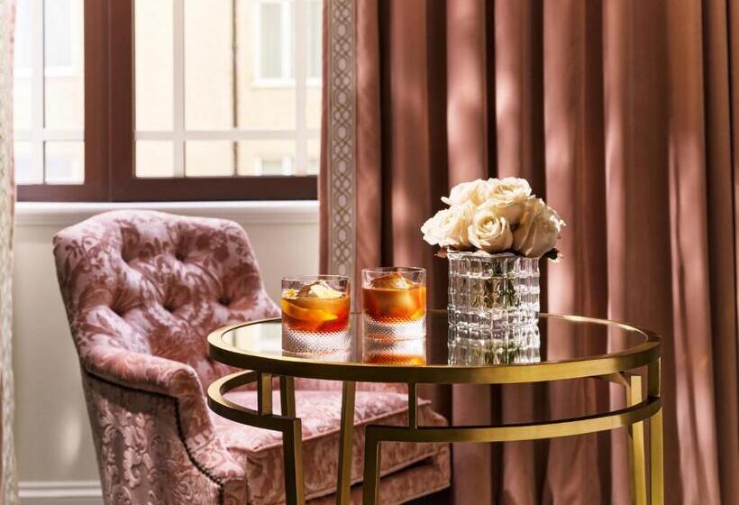 带大床的高级房间, The Dorchester   Dorchester Collection
