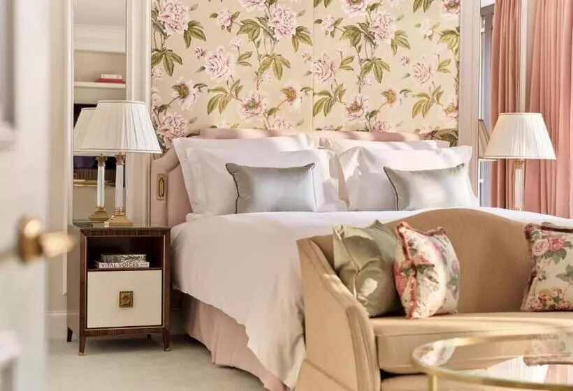 キングサイズベッドのエクゼクティブルーム, The Dorchester   Dorchester Collection