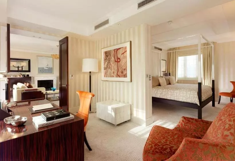 ペントハウスルーム, The Dorchester   Dorchester Collection
