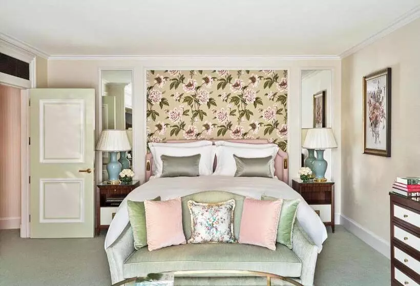 キングサイズベッドのエクゼクティブルーム, The Dorchester   Dorchester Collection