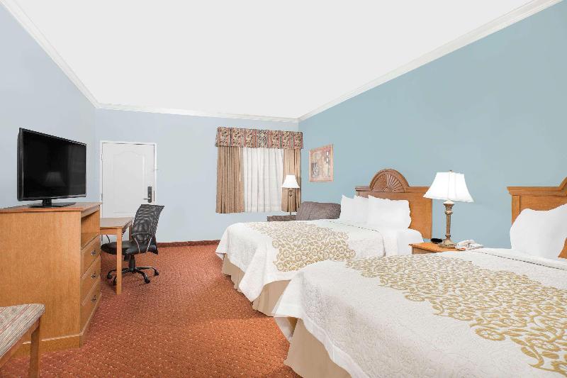Номер Deluxe, The Dorchester   Dorchester Collection