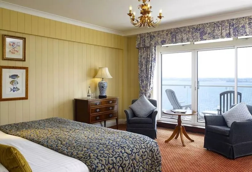 اتاق لوکس با چشم‌انداز, The Imperial Torquay