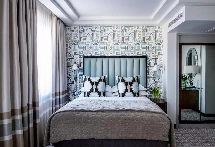 Deluxe Room, The Marylebone