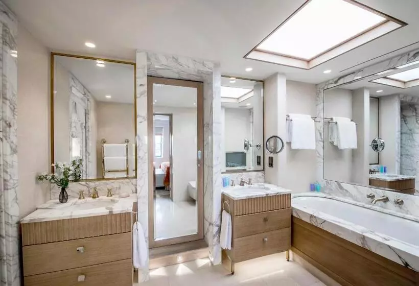 Suite with Terrace, The Marylebone