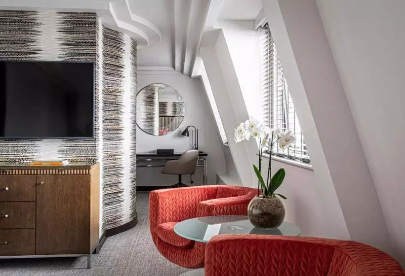 Standard Studio King Bed, The Marylebone
