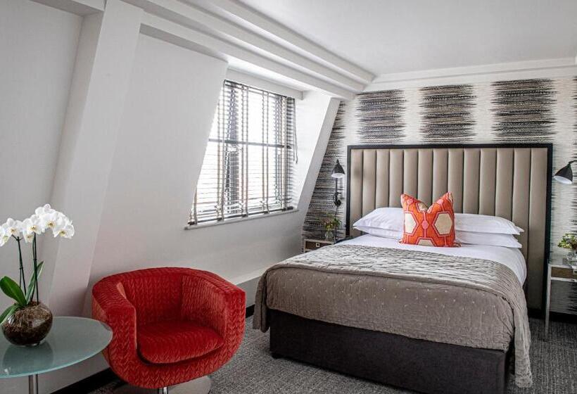 Standard Studio King Bed, The Marylebone