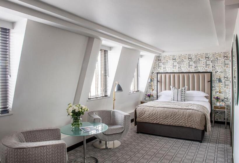 Standard Studio King Bed, The Marylebone