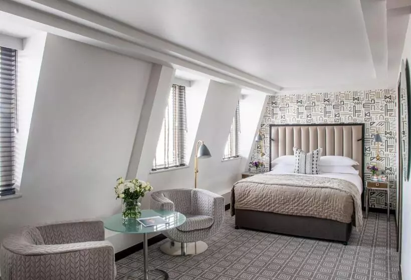 Standard Studio King Bed, The Marylebone