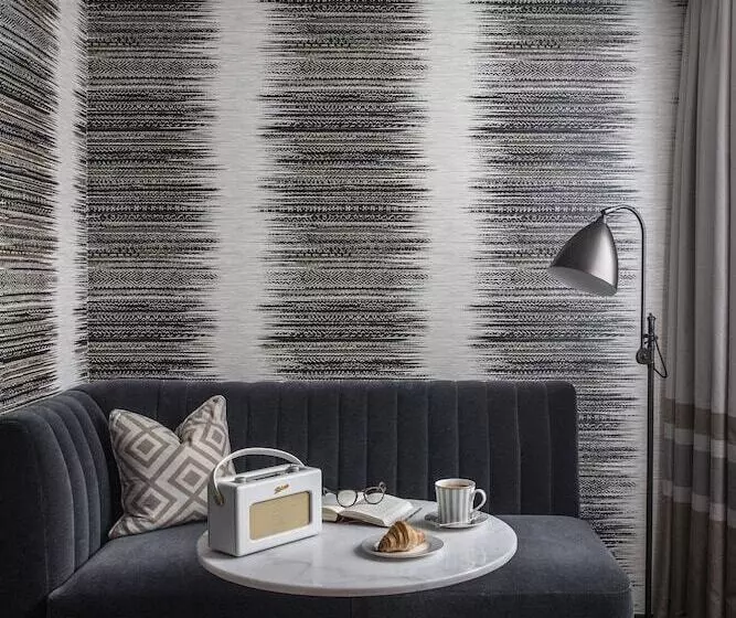 Deluxe Room, The Marylebone