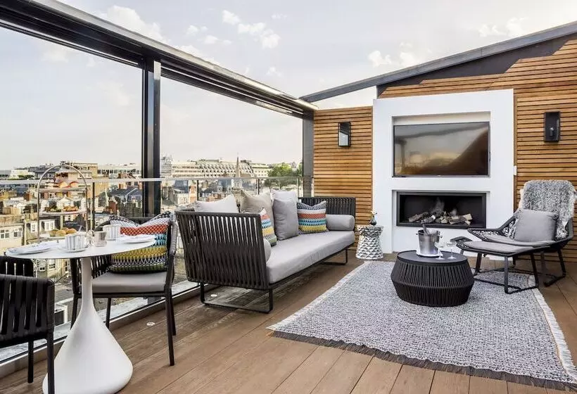 Suite, The Marylebone