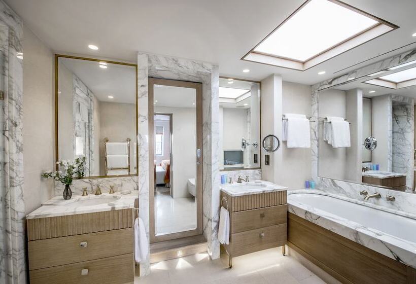 Suite with Terrace, The Marylebone