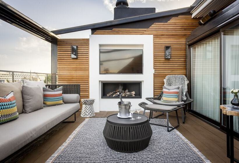 Suite with Terrace, The Marylebone