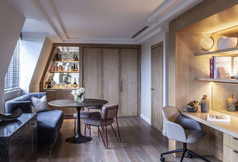 Номер Стандарт, The Marylebone