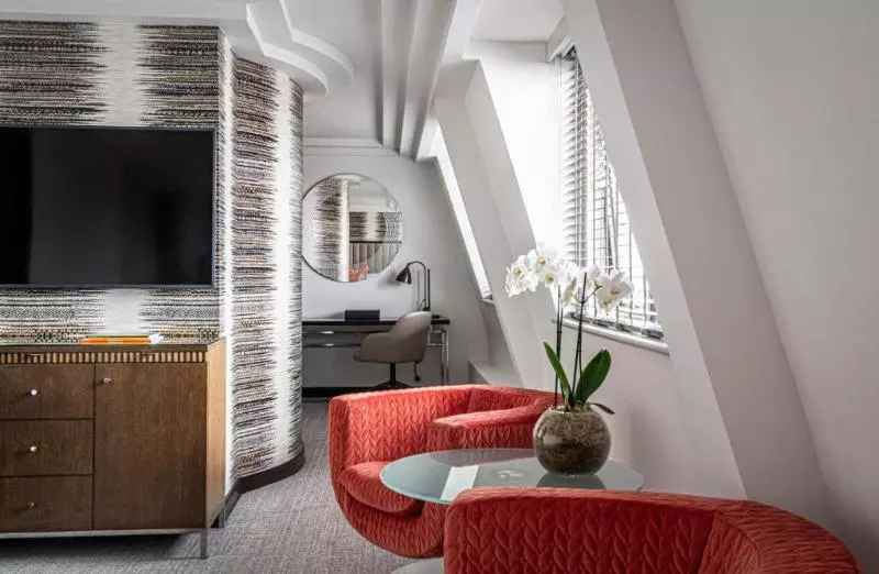 Standard Studio King Bed, The Marylebone