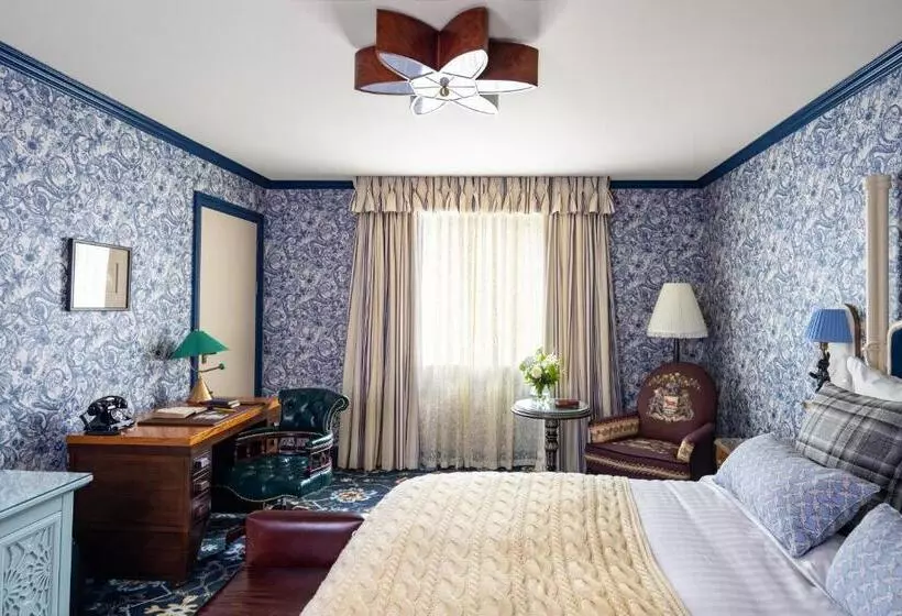 キングサイズベッドのデラックスルーム, The Randolph Hotel Oxford, A Graduate By Hilton