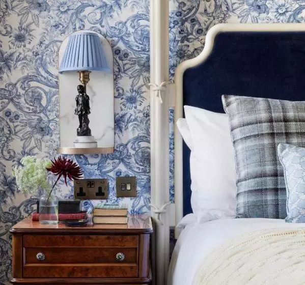 キングサイズベッドのデラックスルーム, The Randolph Hotel Oxford, A Graduate By Hilton