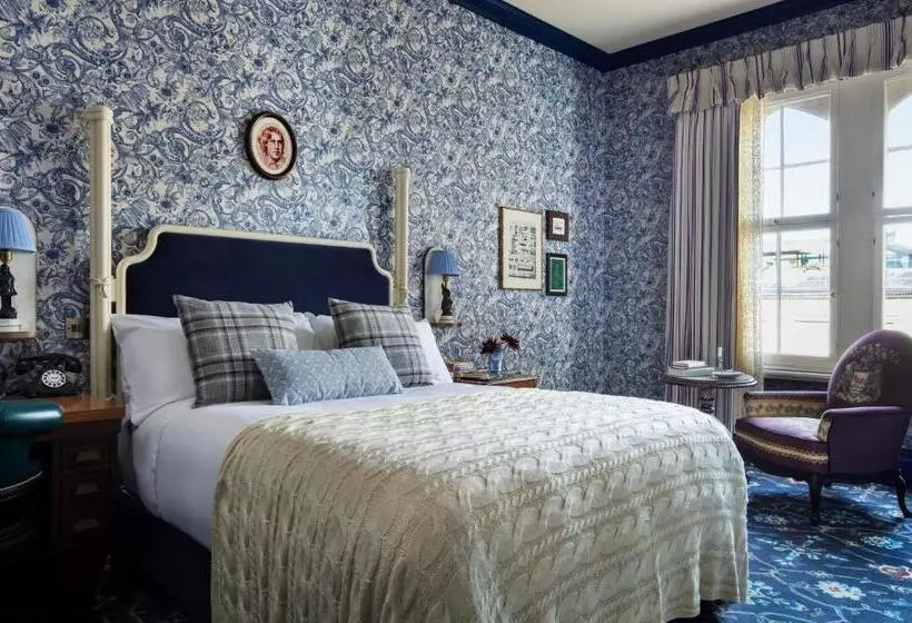 キングサイズベッドのデラックスルーム, The Randolph Hotel Oxford, A Graduate By Hilton