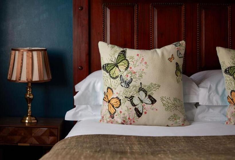 Классический Номер, The Royal Adelaide