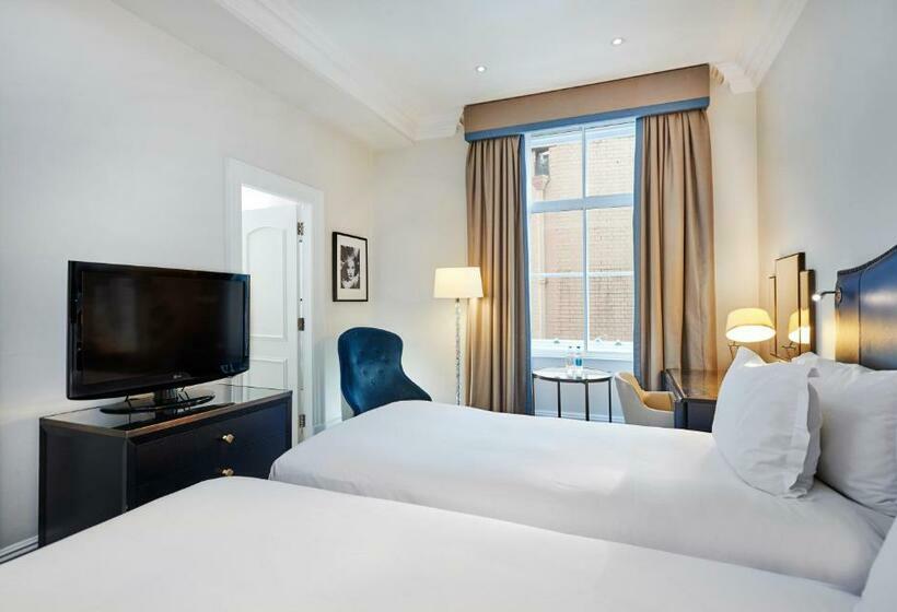 חדר דלוקס, The Waldorf Hilton London