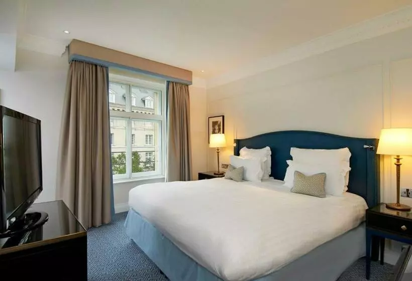 سوییت اجرایی, The Waldorf Hilton London