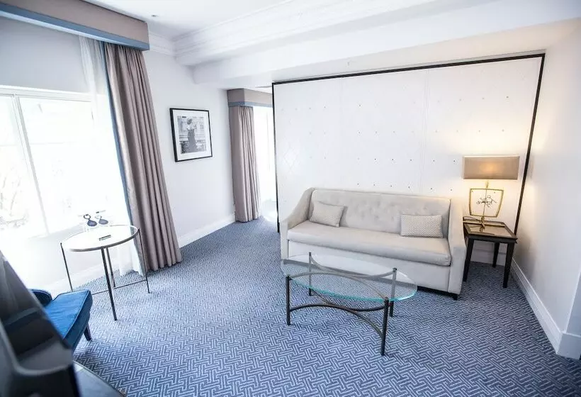 سوییت اجرایی, The Waldorf Hilton London