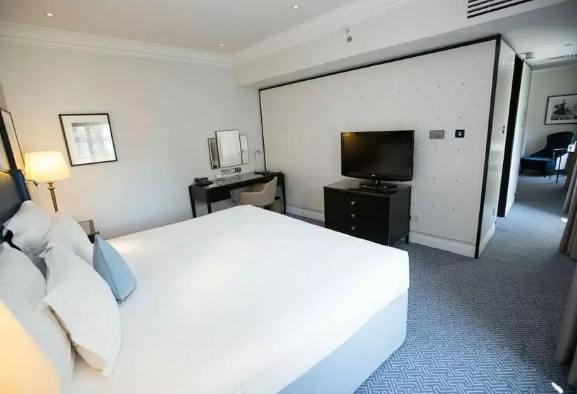 سوییت اجرایی, The Waldorf Hilton London