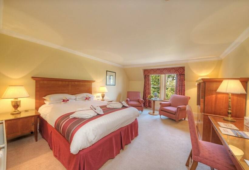 エクゼクティブルーム, Muthu Newton