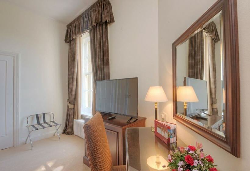 スイート, Muthu Newton