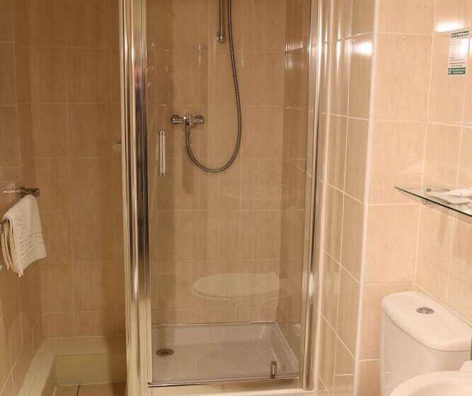 スタンダードルーム, The Cedars Hotel & Restaurant