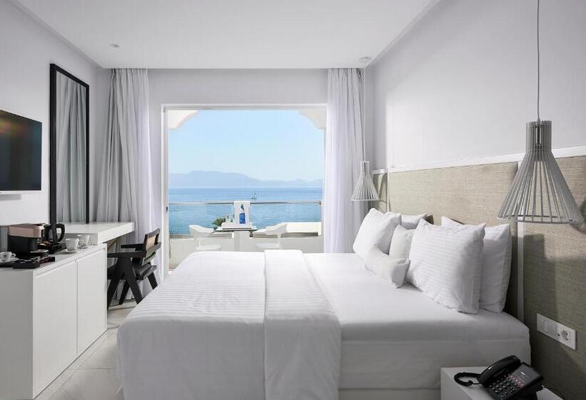 Люкс Семейный 2 Спальни, Dimitra Beach Hotel & Suites