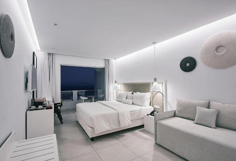 庭の見えるジュニアスイート, Dimitra Beach Hotel & Suites