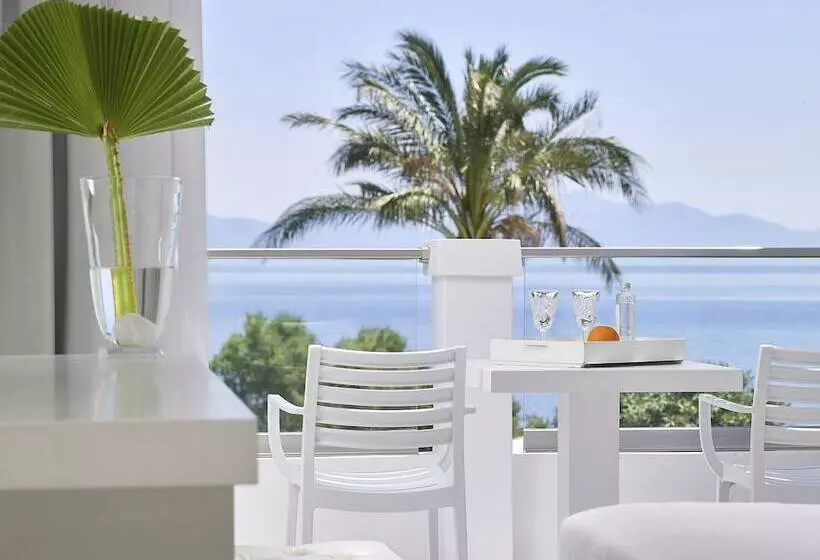 ファミリースイートの2ベッドルーム, Dimitra Beach Hotel & Suites