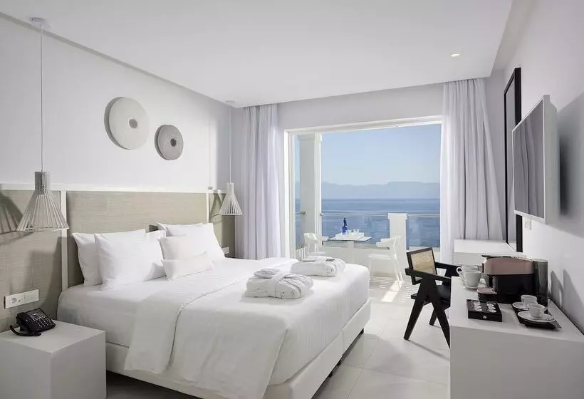 プレステージ ジュニアスイート オーシャンビュー, Dimitra Beach Hotel & Suites