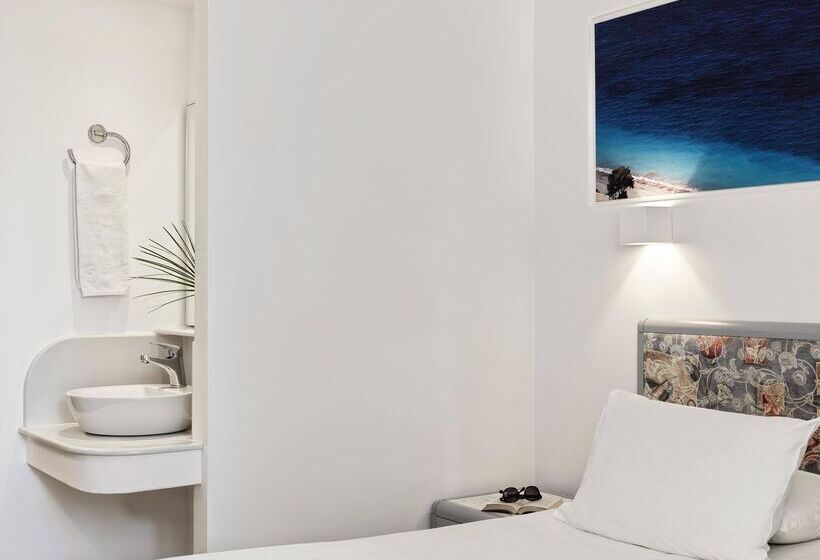 חדר קלאב, Esperia City