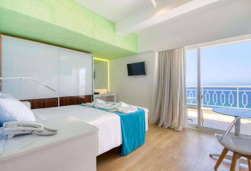 Номер Superior Вид на Море, Arte