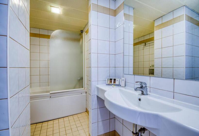 Номер Стандарт Трехместный, Arte