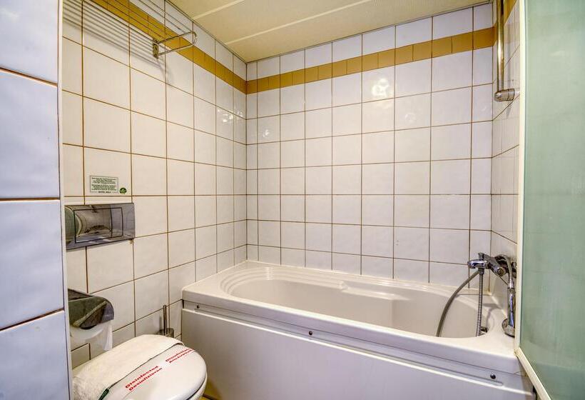 Номер Стандарт Вид на Море, Arte