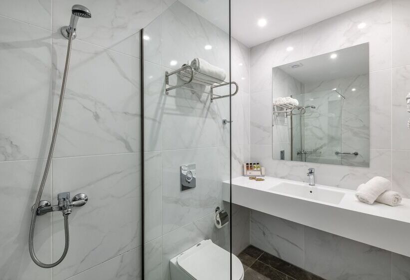 Номер Стандарт Трехместный, Arte