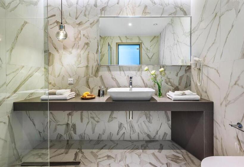 ペントハウススイート, Ammon Zeus Luxury Beach