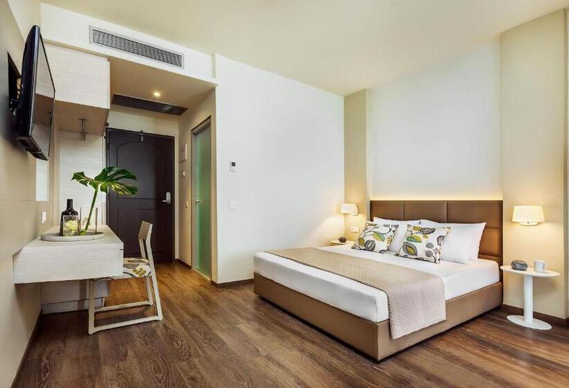 اتاق لوکس با چشم‌انداز دریا, Ammon Zeus Luxury Beach