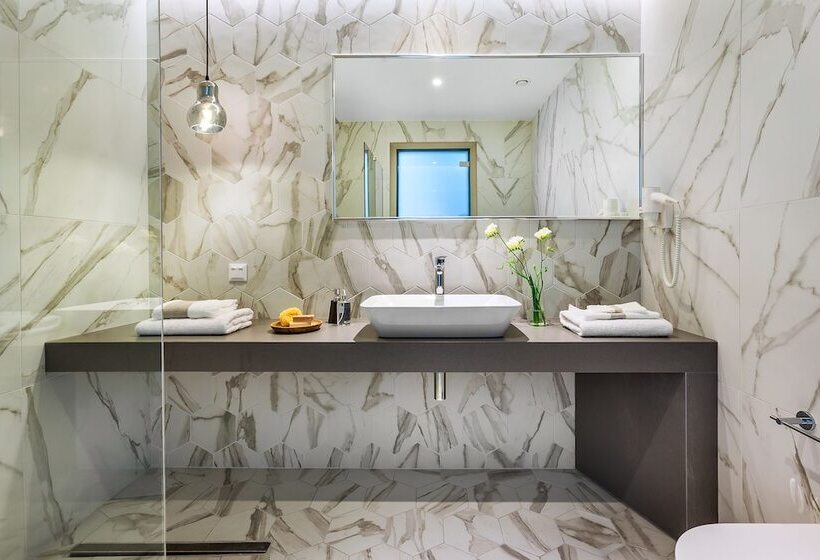 ペントハウススイート, Ammon Zeus Luxury Beach