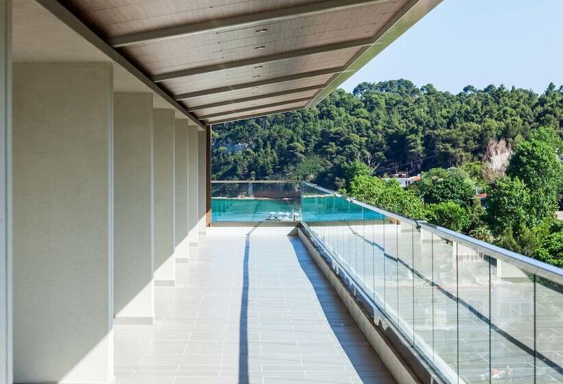 ペントハウススイート, Ammon Zeus Luxury Beach