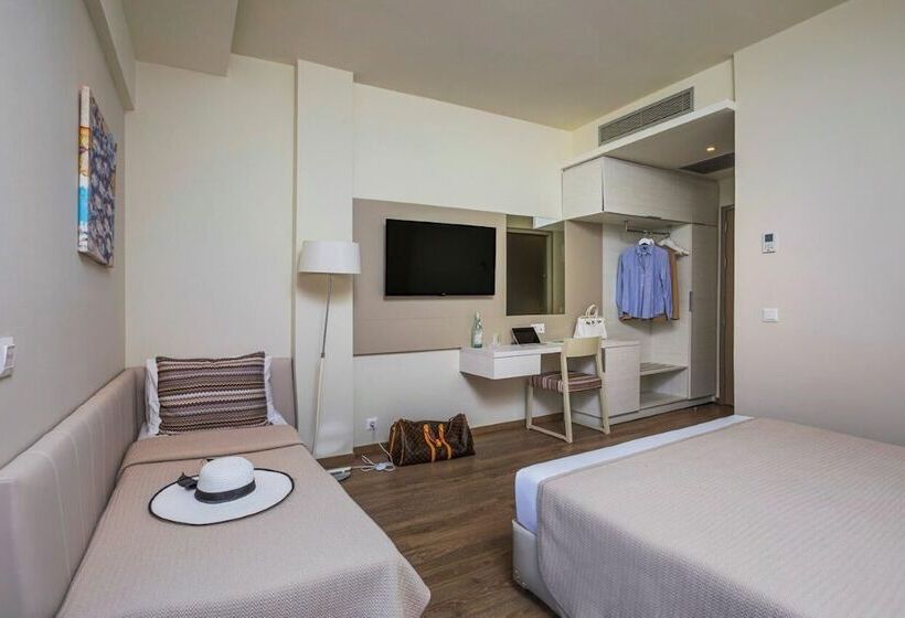 ガーデンビューデラックスルーム, Ammon Zeus Luxury Beach