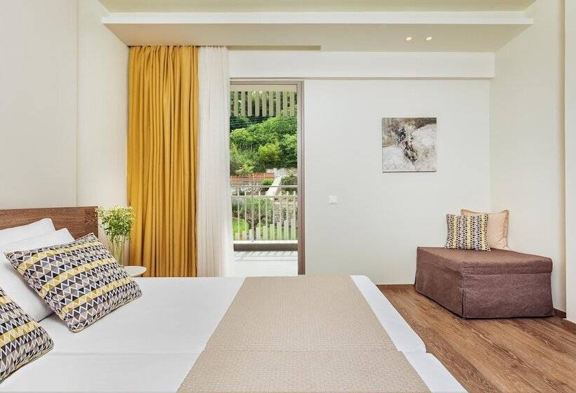 اتاق لوکس با چشم‌انداز باغ, Ammon Zeus Luxury Beach
